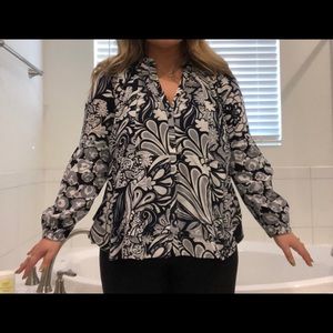 NWOT Crown and Ivy Long Sleeve Shirt